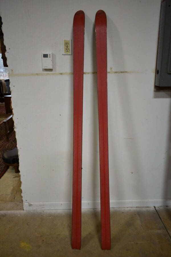 Vintage Skis, Ski Set by Hart Standard, Jyrolla Bindings