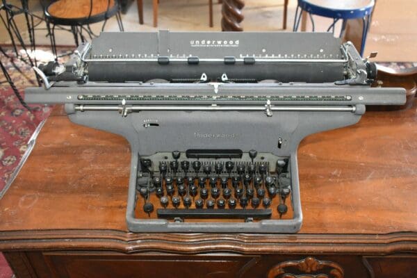 Antique Underwood Standard Typewriter, No 3-26