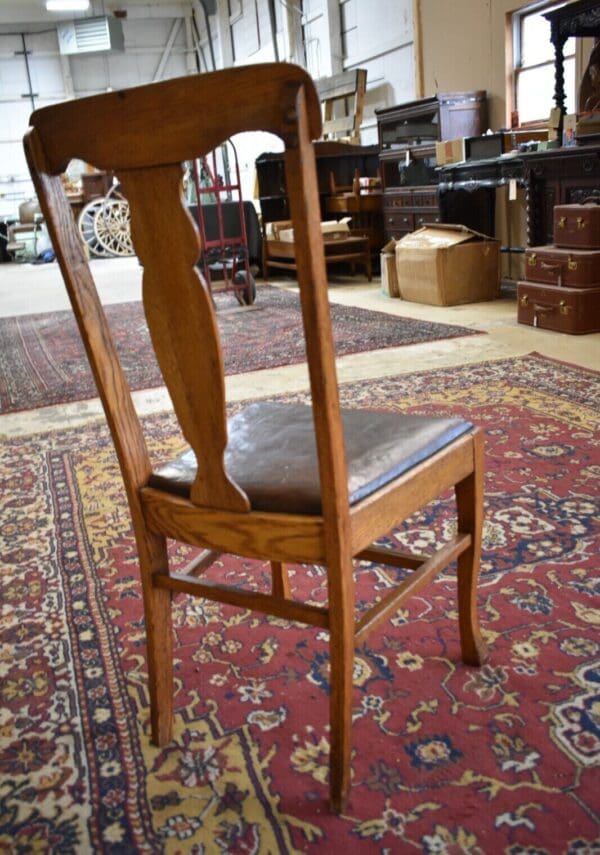 Antique Oak Leather Seat T Back Side Chair