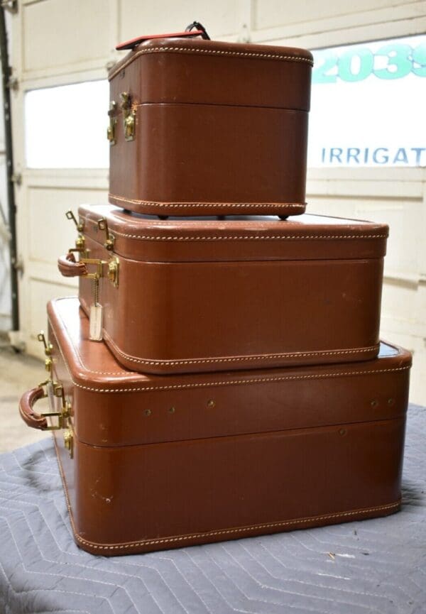 Vintage 3 Piece Mid Century Luggage Set by Kaufman