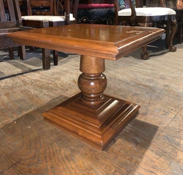 Antique Maple Square Table Plant Lamp Stand Cinnamon