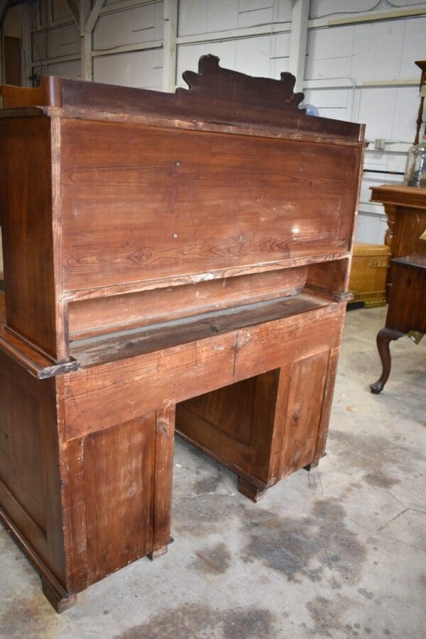 North German Walnut Jugendstil Desk, Large Leather Top Home Office