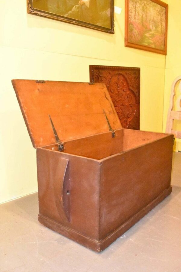 19th Century Primitive Antique Blanket Box Bedroom Chest Folk Art Red Finish