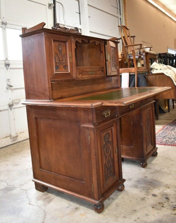 North German Walnut Jugendstil Desk, Large Leather Top Home Office