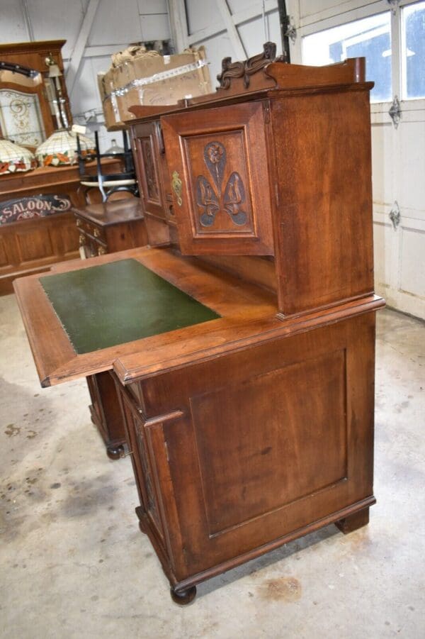 North German Walnut Jugendstil Desk, Large Leather Top Home Office