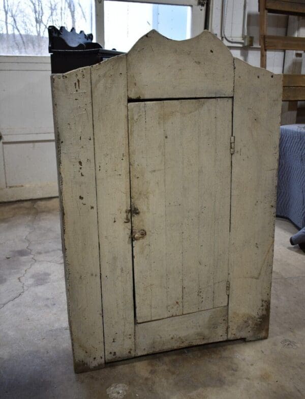 Primitive Shabby Painted Bead Board Cabinet, Cupboard