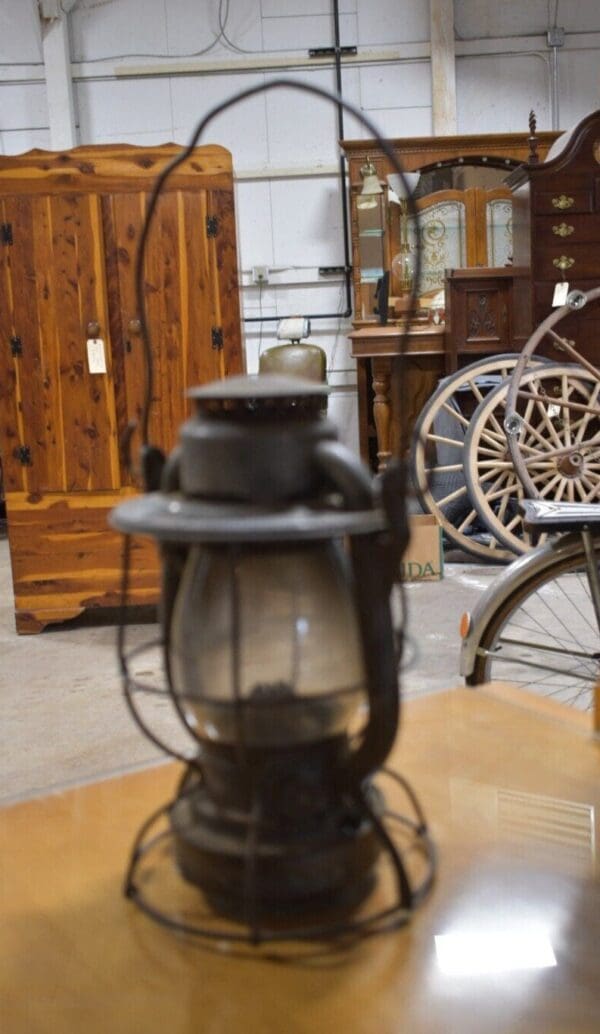 Antique Dietz Vesta Railroad Oil Lamp, Clear Lens