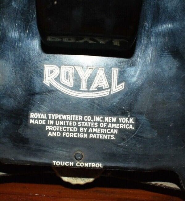 Antique 1930's Royal Typewriter