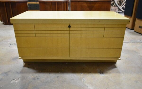 Vintage Mid Century Cavalier Blonde Blanket Cedar Chest, No lock