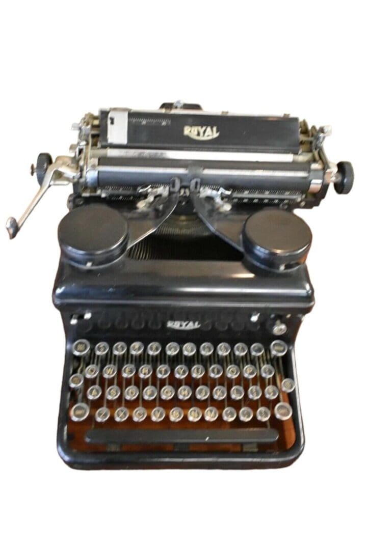 Antique 1930's Royal Typewriter