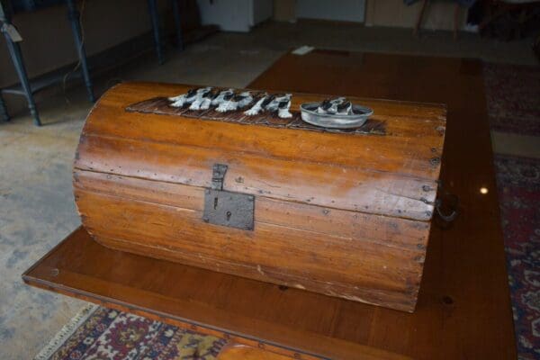 Antique Barrel Style Chest, Wood Box Basset Hounds