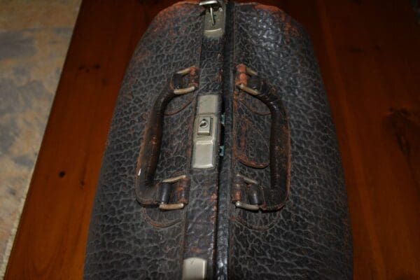 Primitive Antique Leather Doctor's Medical Bag