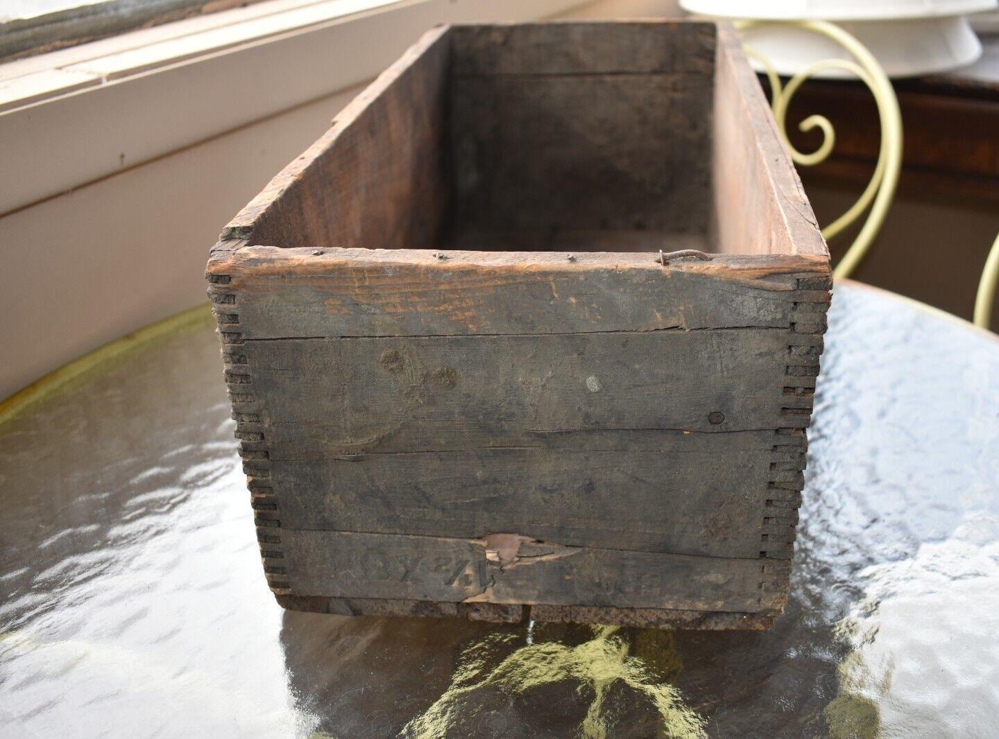 Primitive Antique Wood Crate Dupont Explosives Box